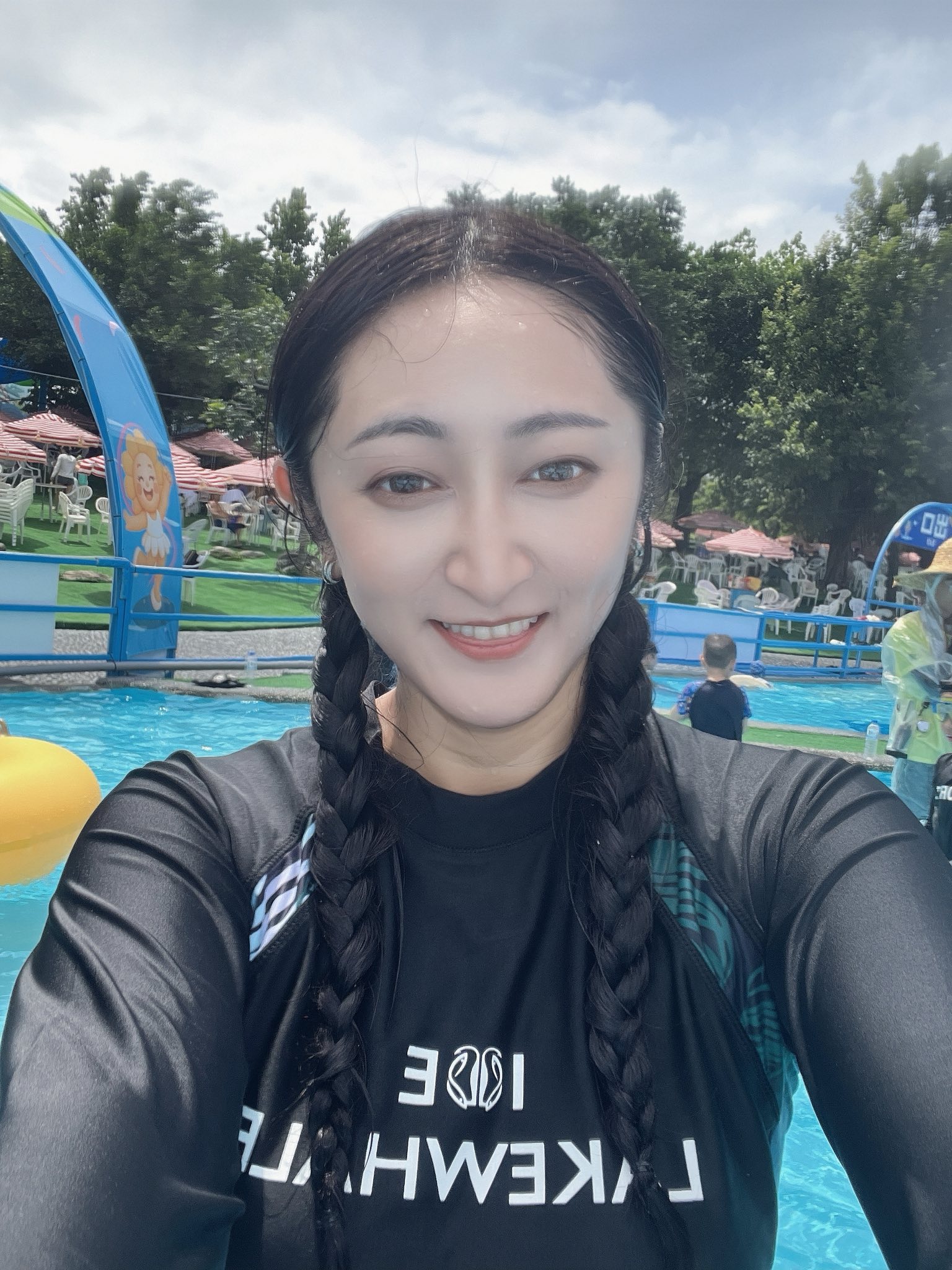醫美|「賦真妍藍色沙龍概念店」小資女低預算也能擁有小V臉!INMODE鑽石超塑輕鬆拉回輪廓線條、拍照零死角 - 第20張圖