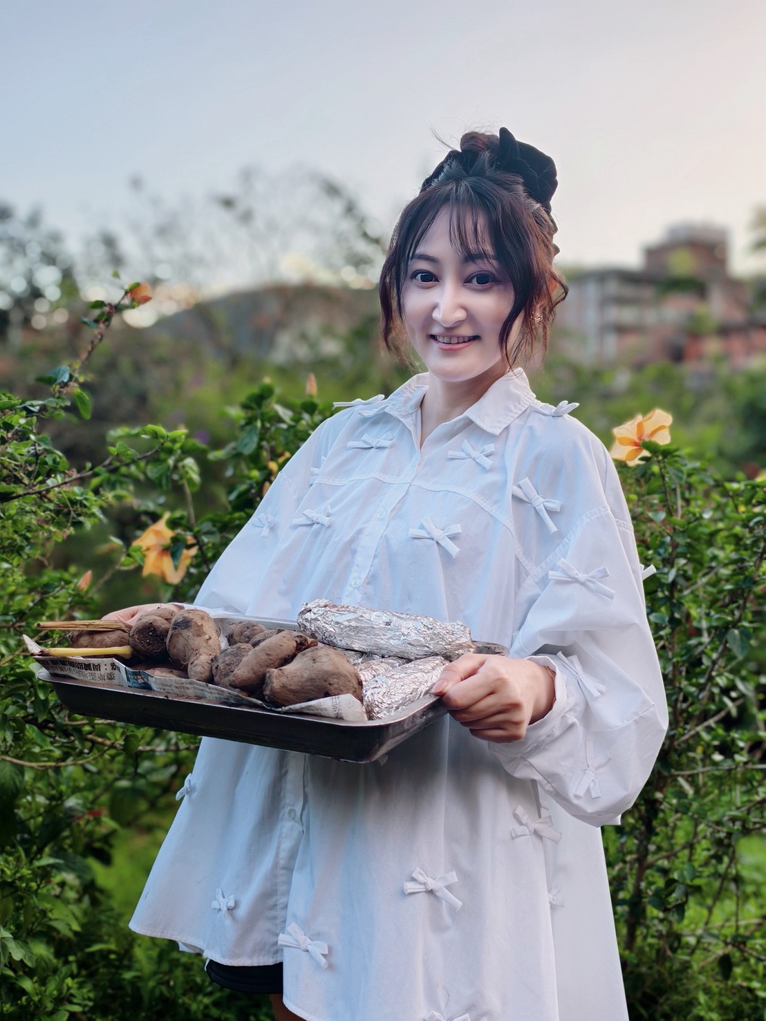 台北士林｜「陽明山荷鋤茗園休閒農園」一日體驗：甕窯烤地瓜、烤肉、撈魚親子活動一整天都不無聊！(需先預約)