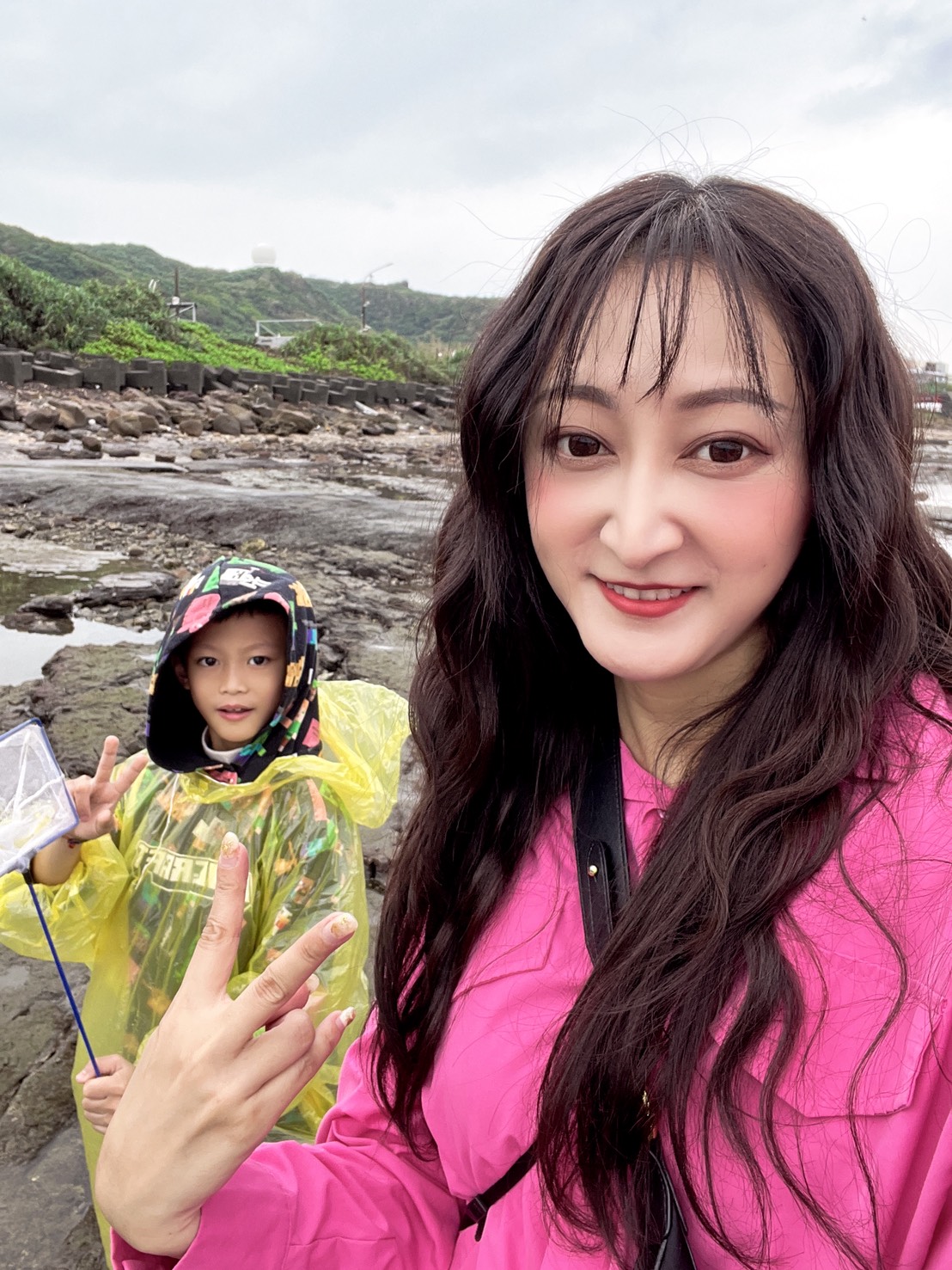 美髮｜手殘也能成功！負離子水波紋蛋捲夾10 分鐘搞定仙女波浪髮