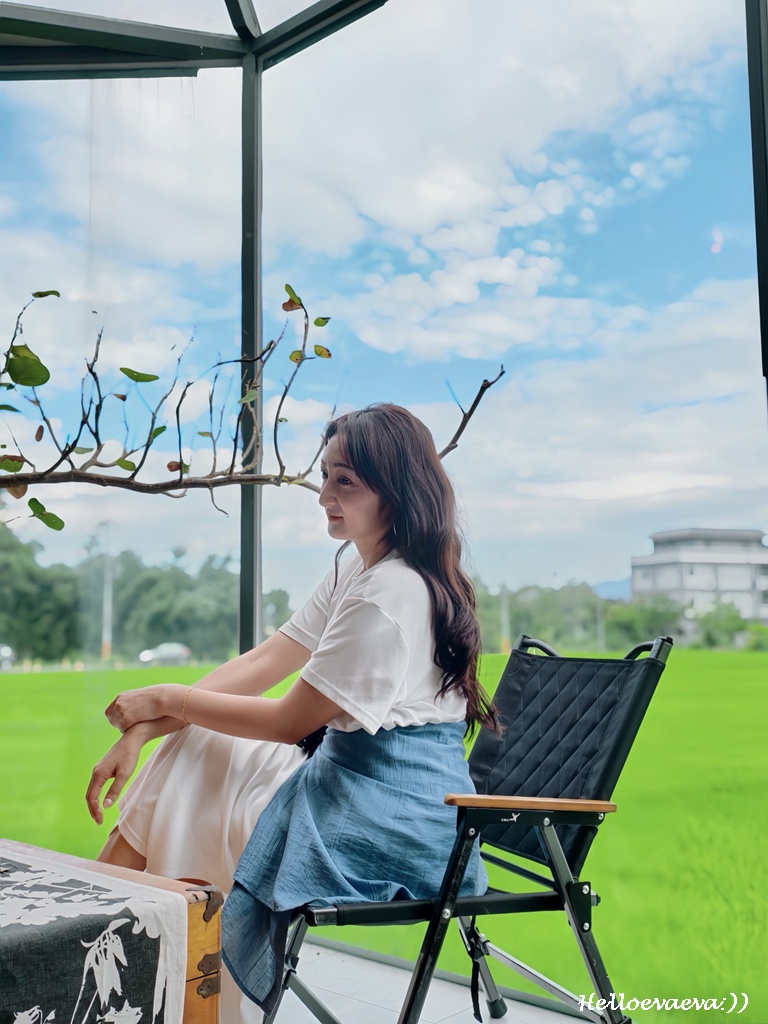 桃園龍潭人氣咖啡廳｜茉莉 Café 2館，喝咖啡也能欣賞一大片田野美景