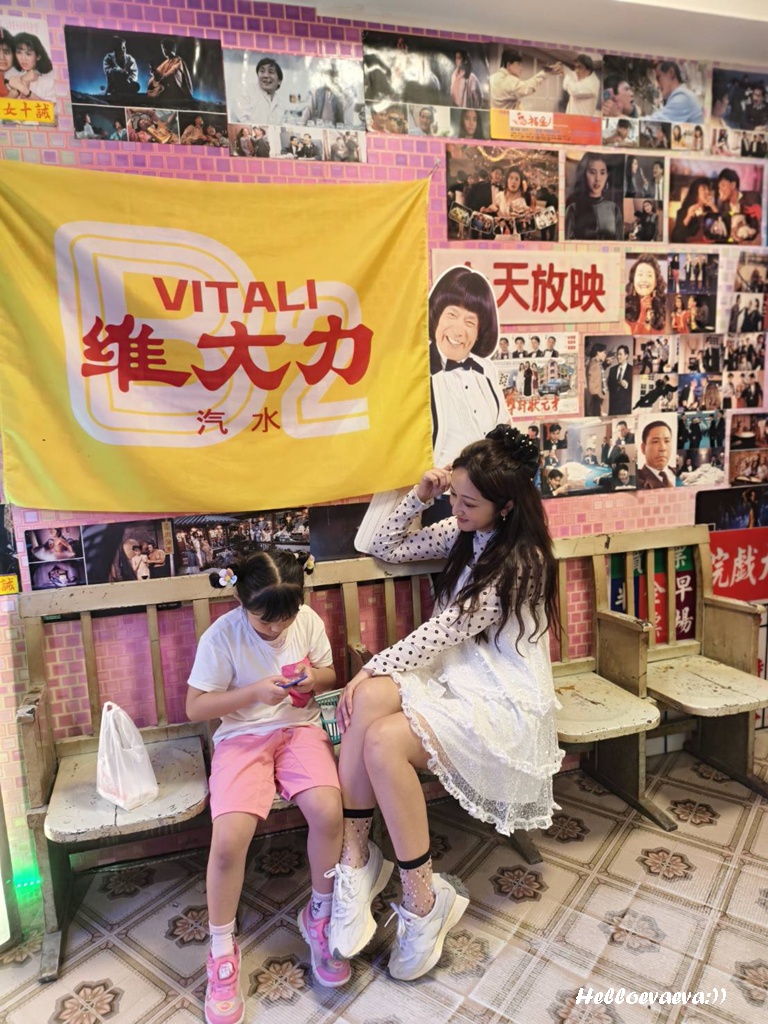 【台南景點】衝極商店|滿滿童年回憶的復古收藏店,老物、玩具、公仔一次收藏,沒有要買也值得逛! - 第12張圖 【台南景點】衝極商店|滿滿童年回憶的復古收藏店,老物、玩具、公仔一次收藏,沒有要買也值得逛!